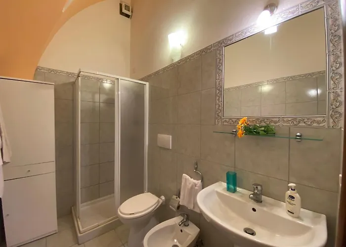 아파트 Parthenope *